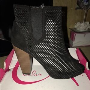 Open toe heels